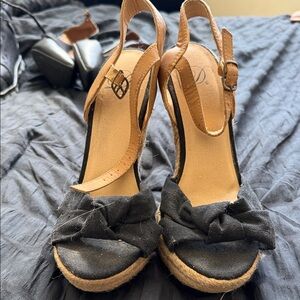 Stylish Black and Tan Women's Sandals
